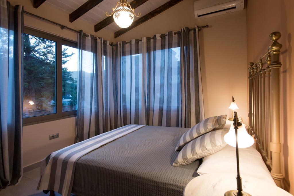 Rea'S Sea House Villa Kato Galatas Ngoại thất bức ảnh